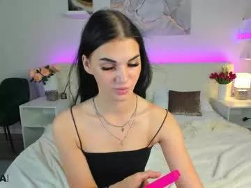 Freechat hellen__moore on Chaturbate