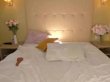 hollyylee on Chaturbate 