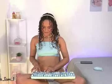 jessica_tom_ on Chaturbate 