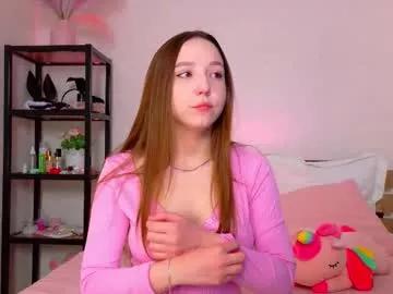 lovely_poppy from Chaturbate
