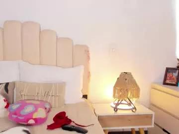 manelyk_10 from Chaturbate