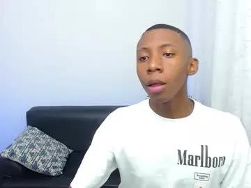 miiloo18 from Chaturbate