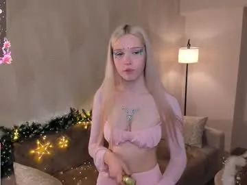 mikaelataron on Chaturbate