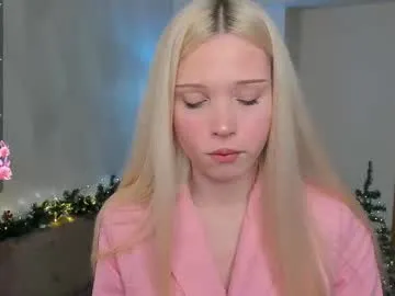 mikaelataron on Chaturbate