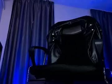 Freechat paris_lock on Chaturbate