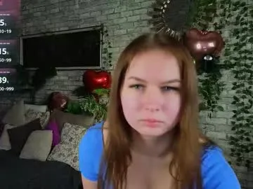 pixie_luv — GOAL: Play with skirt ^^ [15 tokens remaining] Welcome! I'm new here, hope to see your support! #18 #shy #natural #bigboobs #teen