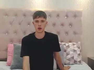robbinblaze on Chaturbate 
