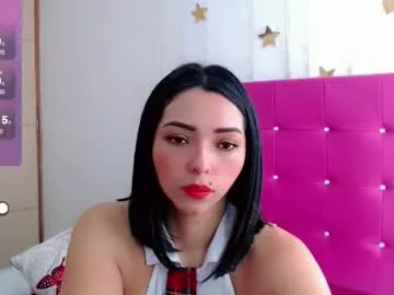 sara_arias00 — GOAL: Dance sexy [29 tokens remaining] Welcome, I want to get to know you #curvy #lovense #latina #bigass #shy #