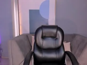 savannahstorm_ — I want to put my  tits on your face and your cock  - Multi-Goal :  Oil show & sexy dance  #feet #deepthroat #latina #bigass #ebony #OhMiBod