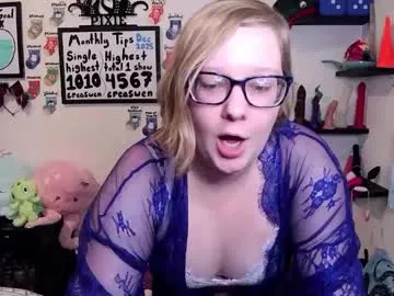 ten_tickle_pixie on Chaturbate