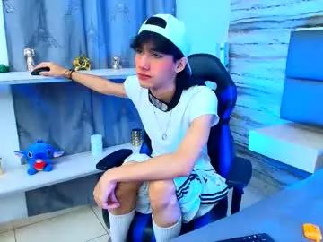 twinslovers_ from Chaturbate