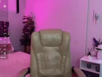 vikky_moon on Chaturbate 