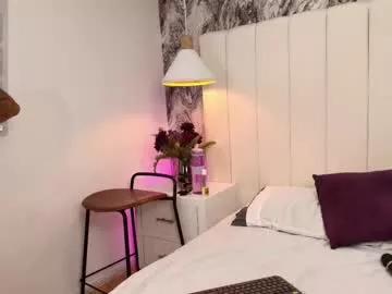 Freechat violet_606 on Chaturbate