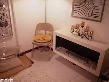 your_dreaamgirlx on Chaturbate