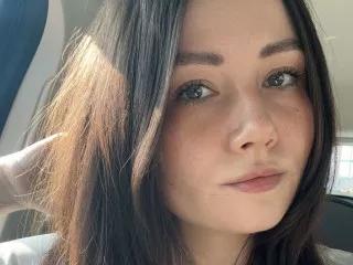 MiaHolland