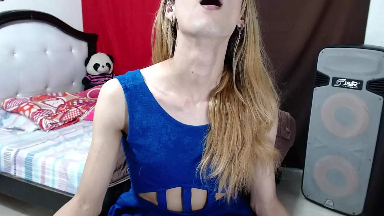 Isabella_Doll
