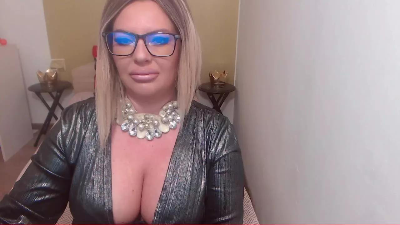 KarlaDivineTS
