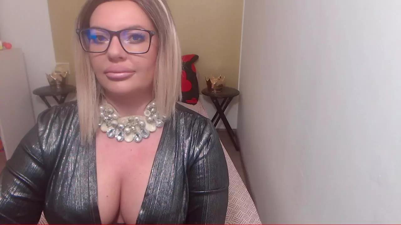 KarlaDivineTS