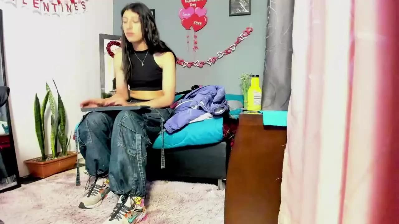 Kitty_lovesTS