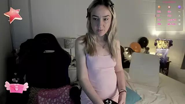 1Sweetnina from StripChat