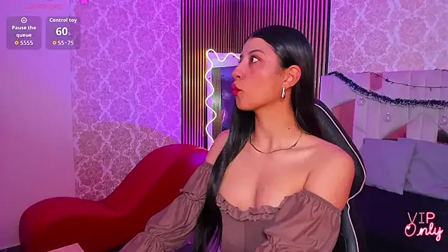 Adisson_Tay — naked + oil