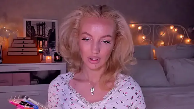 aestetick on StripChat