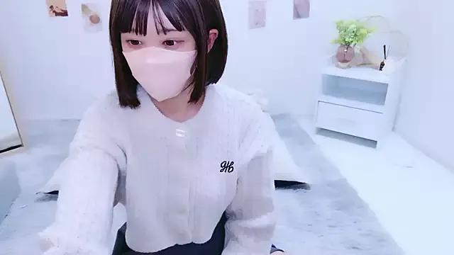 aki_zzz from StripChat