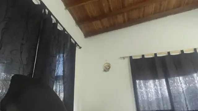 Alejagrantx on StripChat