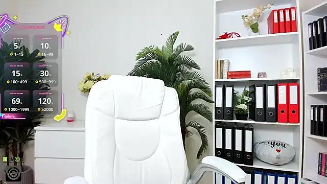 Freechat amayawest on StripChat