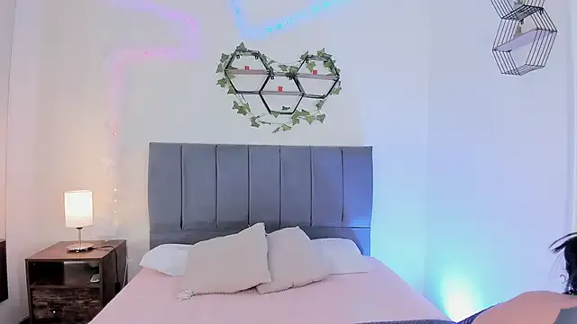 Ambar_gh1 on StripChat