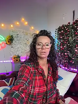 AmicaBentley — My first  public Live Nude Show!!