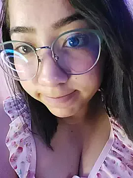 anni_ross on StripChat