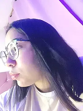 anni_ross from StripChat