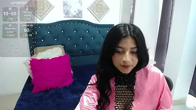 Ariana_F_W on StripChat 