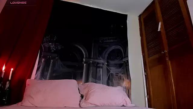 artemish__ from StripChat