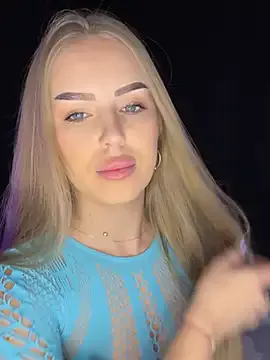 AubrieleRouj1 from StripChat