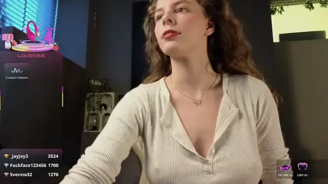 AyreenMoore on StripChat