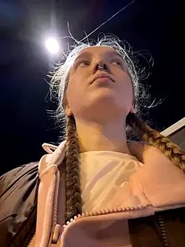 Freechat bambi_lu on StripChat