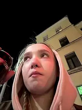 Freechat bambi_lu on StripChat