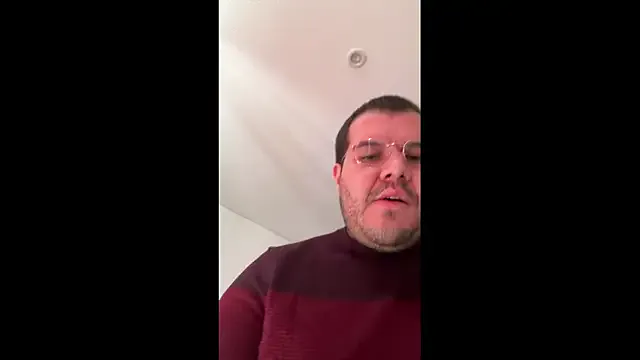 bearcloudcomputa on StripChat