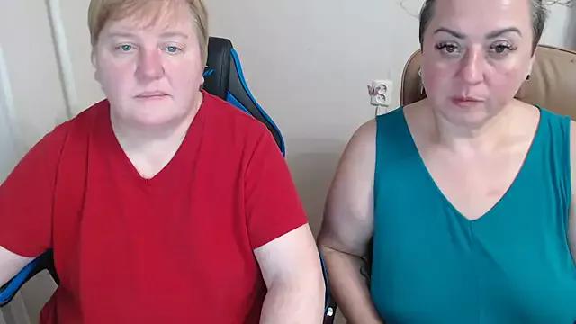 Bertie_Adeline from StripChat