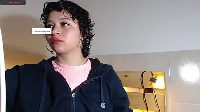 Bitsy_Messy on StripChat