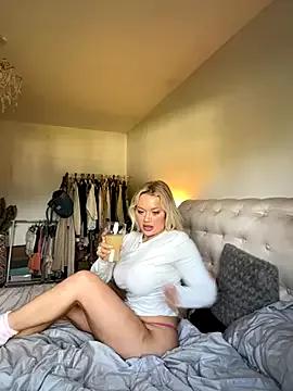 blissdimicco from StripChat