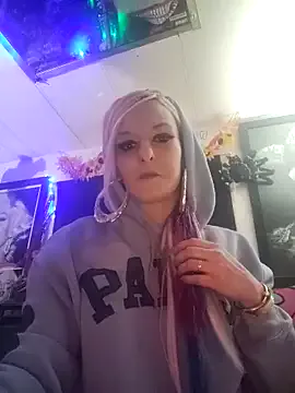 blondebarbiebae — Freechat on StripChat