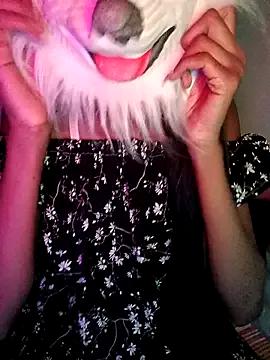 BunnyBloom25 on StripChat 