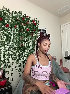 butterflybootyy on StripChat 