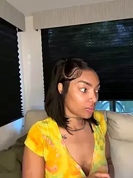 butterflybootyy on StripChat 