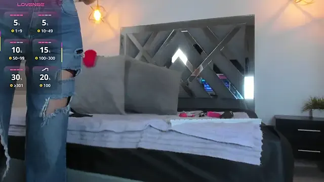 Candy_Hott7 — Big dildo ass