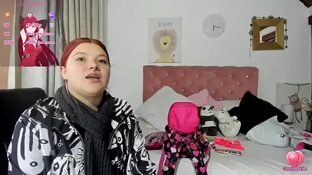 CelessteRedds on StripChat 