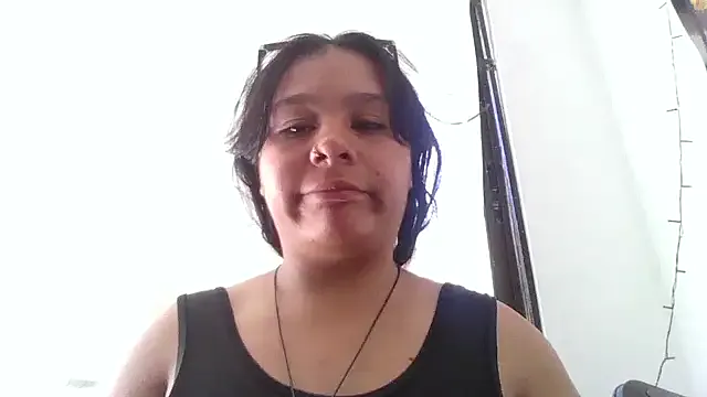 Charis_21 on StripChat